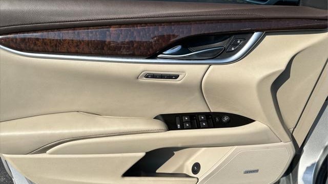 2013 Cadillac XTS Luxury Collection