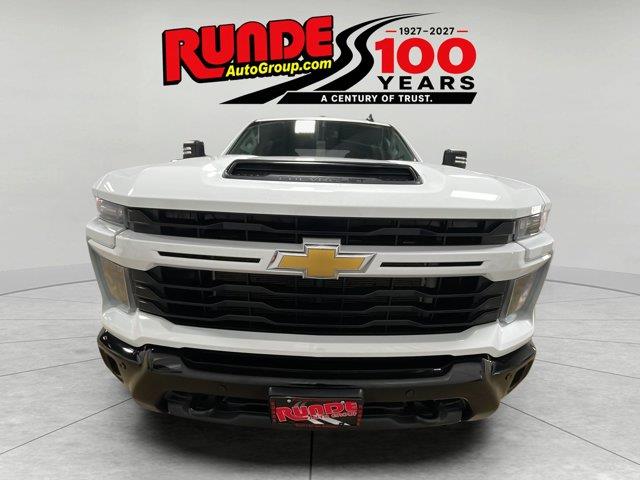 2026 Chevrolet Silverado Hd - $52,750