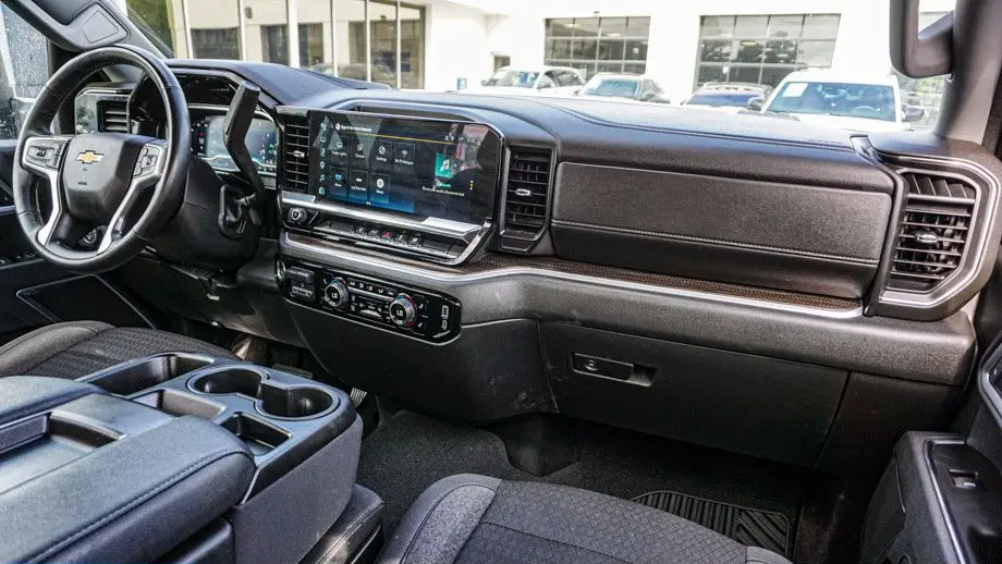2025 Chevrolet Silverado 2500HD LT