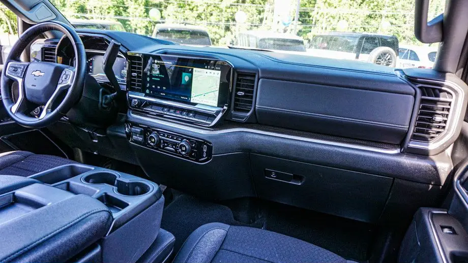 2025 Chevrolet Silverado 2500HD LT