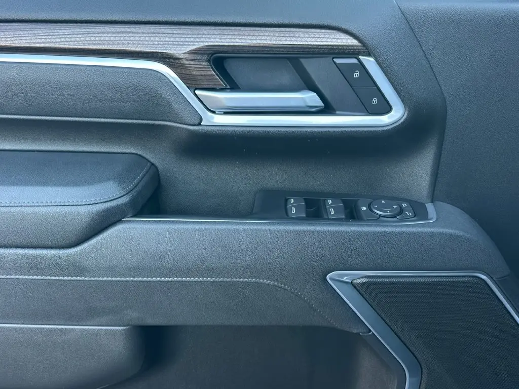 2025 Chevrolet Silverado Hd - $57,150