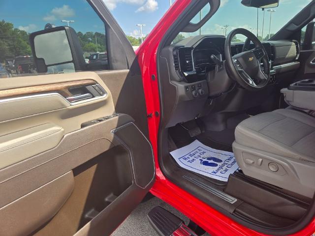 2025 Chevrolet Silverado Hd - $57,136