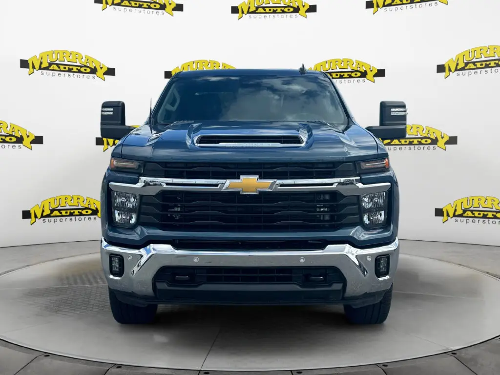 2026 Chevrolet Silverado Hd - $65,490