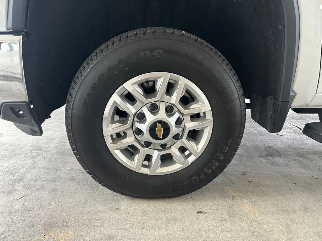 2026 Chevrolet Silverado Hd - $59,256