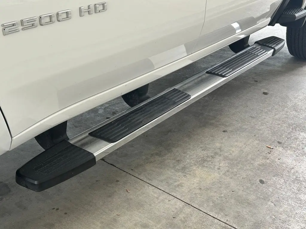 2026 Chevrolet Silverado Hd - $59,256