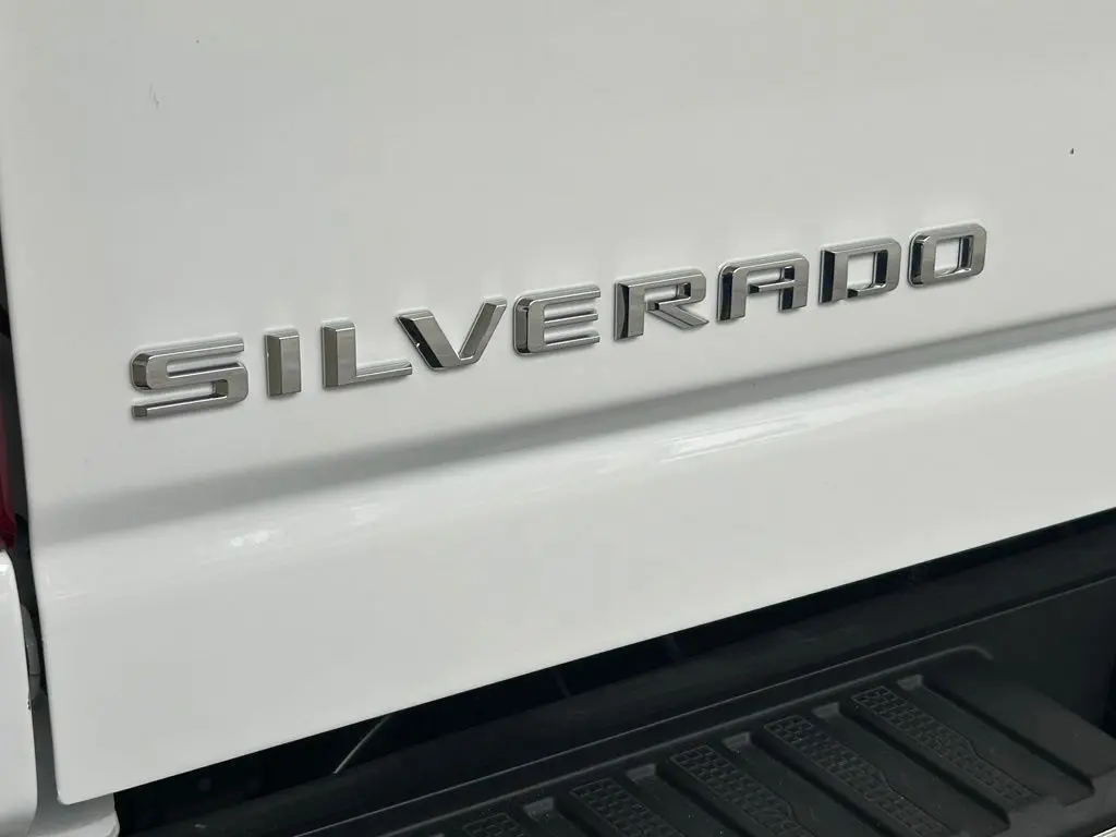 2026 Chevrolet Silverado Hd - $59,256
