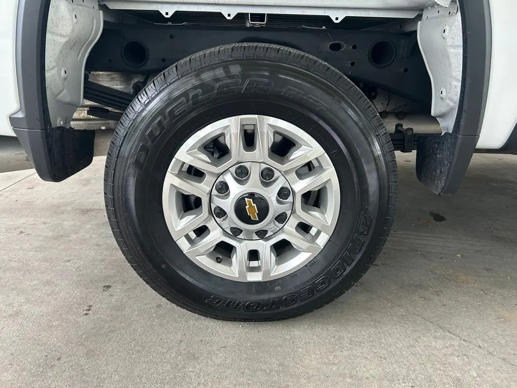 2026 Chevrolet Silverado Hd - $59,256