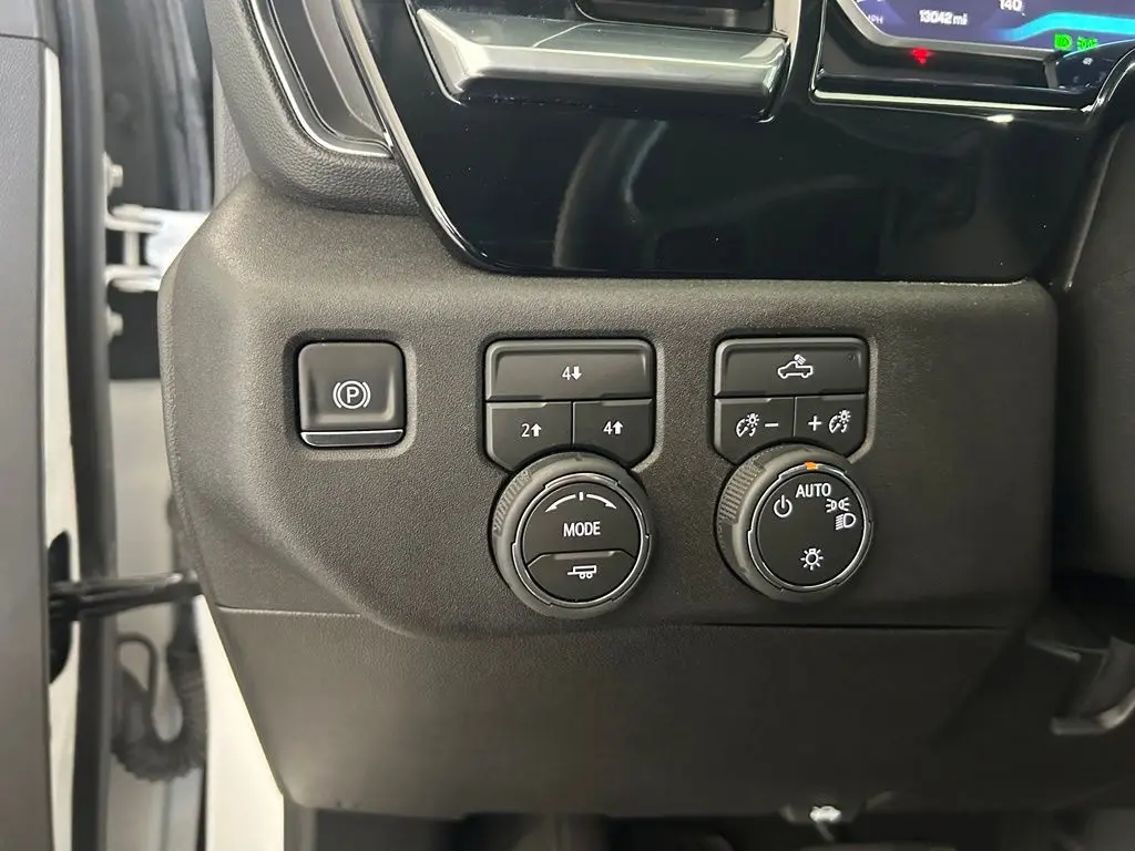2026 Chevrolet Silverado Hd - $59,256