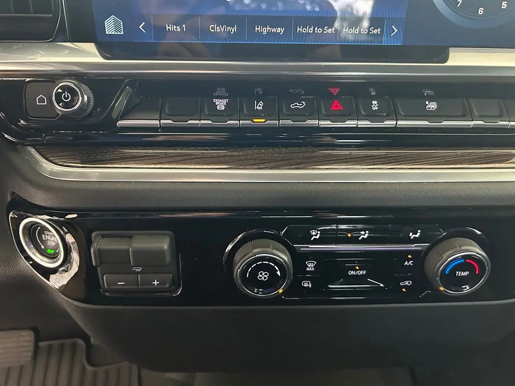 2026 Chevrolet Silverado Hd - $59,256