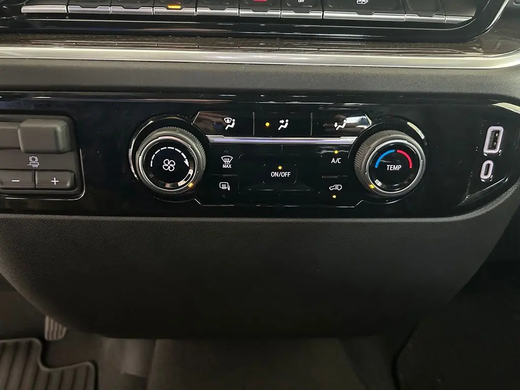 2026 Chevrolet Silverado Hd - $59,256