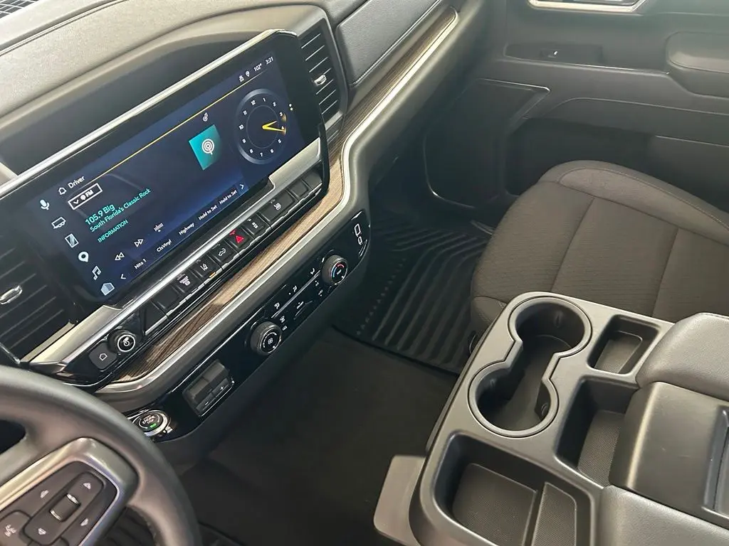 2026 Chevrolet Silverado Hd - $59,256