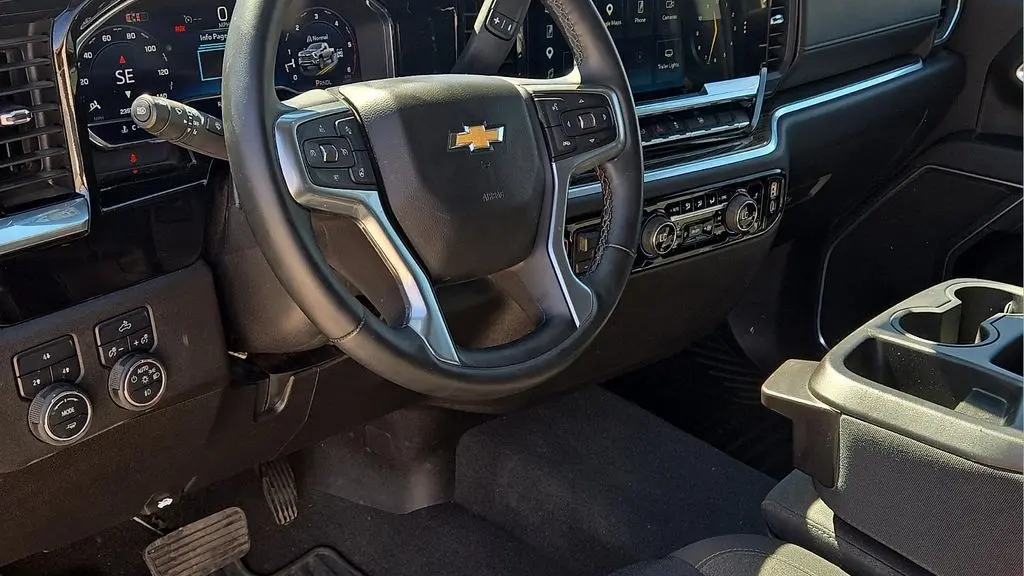 2025 Chevrolet Silverado 2500HD LT