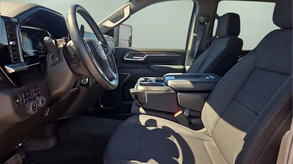 2025 Chevrolet Silverado 2500HD LT