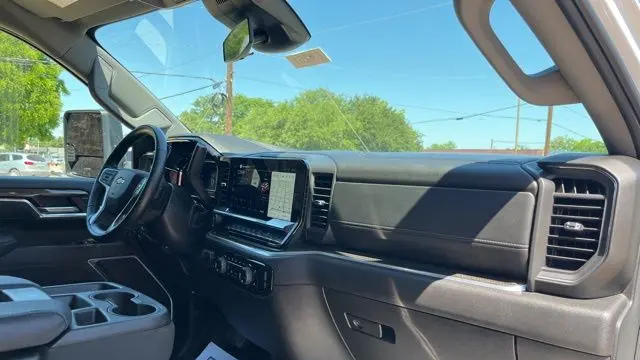 2025 Chevrolet Silverado 2500HD LT