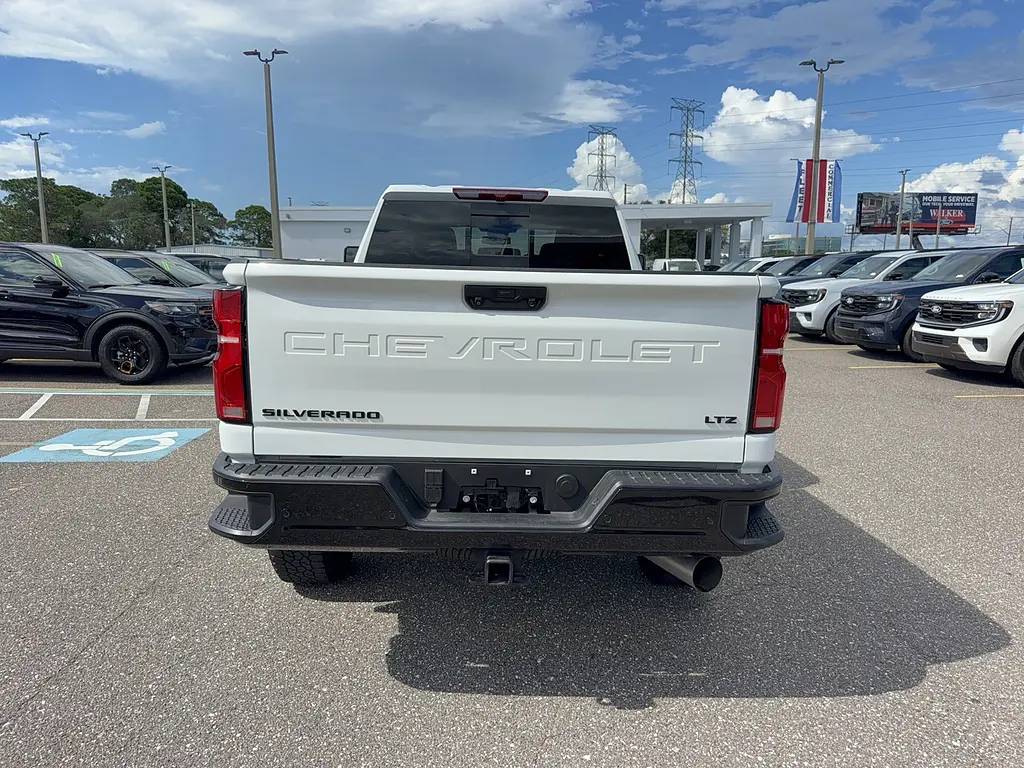 2026 Chevrolet Silverado Hd - $73,995