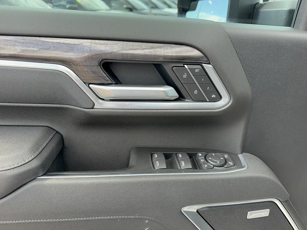 2026 Chevrolet Silverado Hd - $73,995