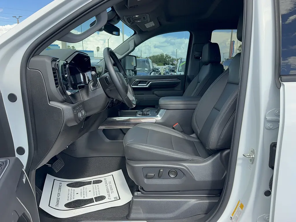 2026 Chevrolet Silverado Hd - $73,995