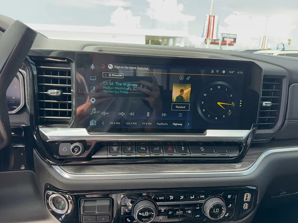 2026 Chevrolet Silverado Hd - $73,995