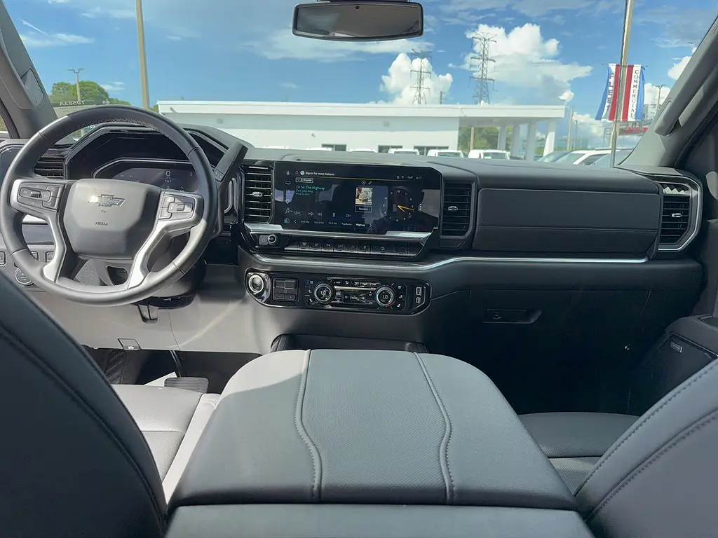 2026 Chevrolet Silverado Hd - $73,995