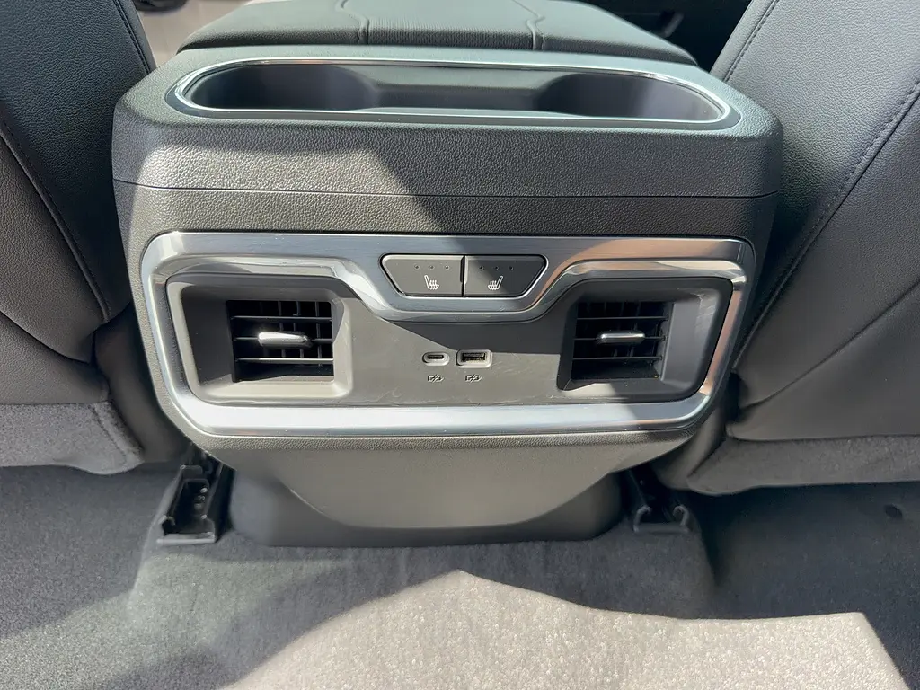 2026 Chevrolet Silverado Hd - $73,995