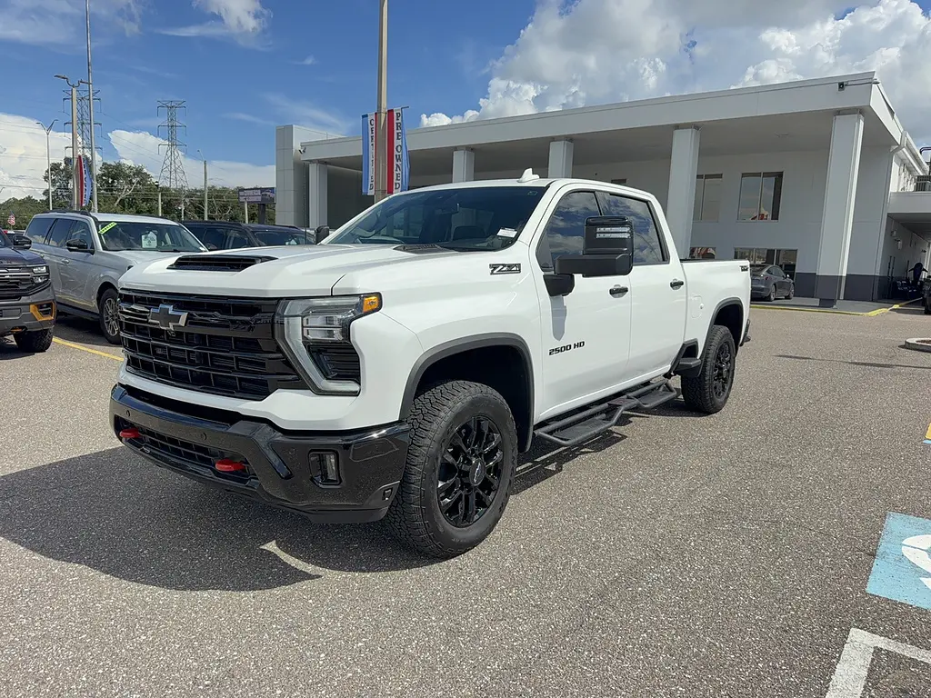 2026 Chevrolet Silverado Hd - $73,995