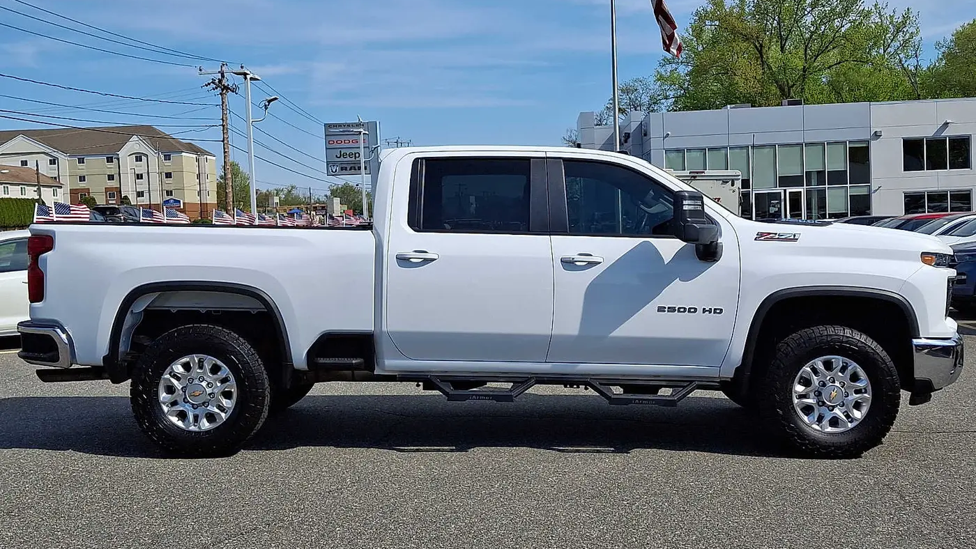 2024 Chevrolet Silverado 2500HD LT