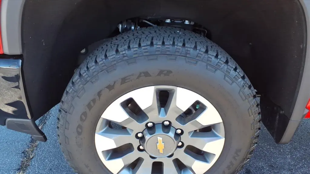 2025 Chevrolet Silverado 2500HD Custom