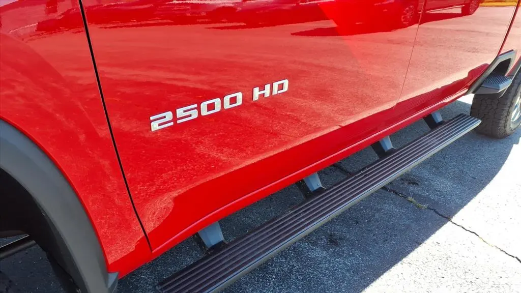2025 Chevrolet Silverado 2500HD Custom