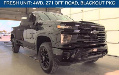 2025 Chevrolet Silverado 2500HD 4X4 Custom 4DR Crew Cab SB