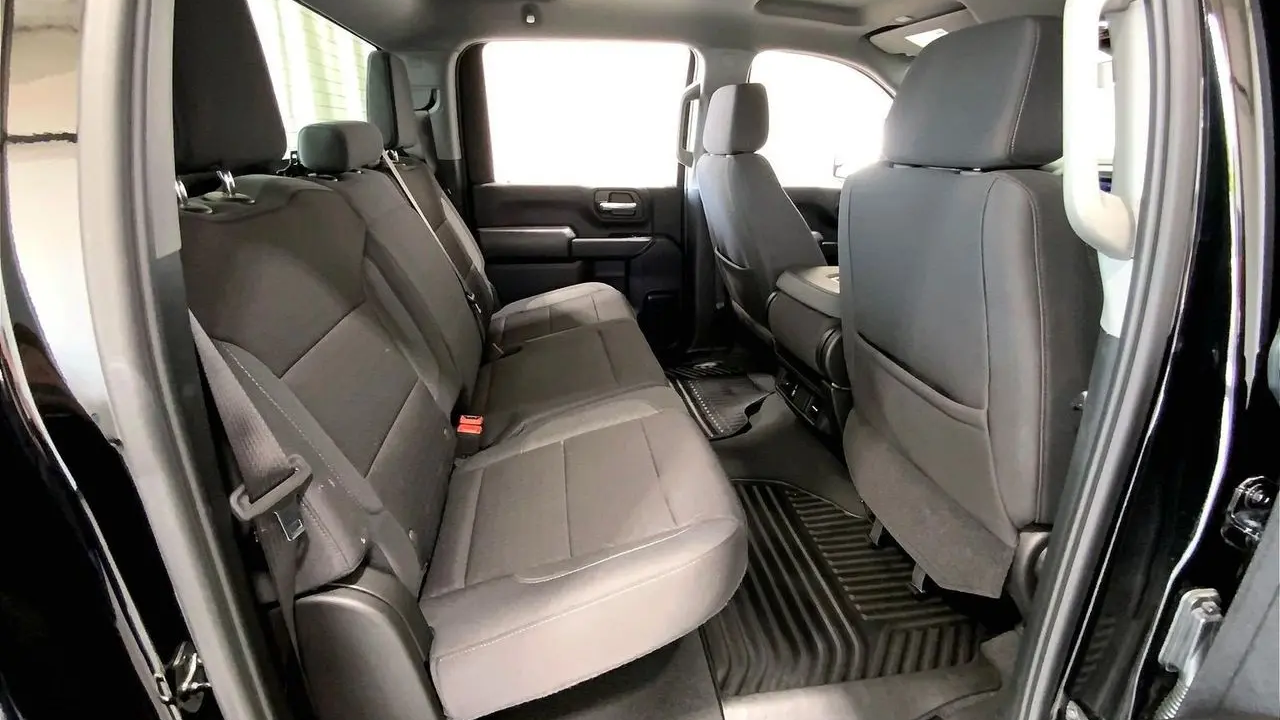 2025 Chevrolet Silverado 2500HD Custom
