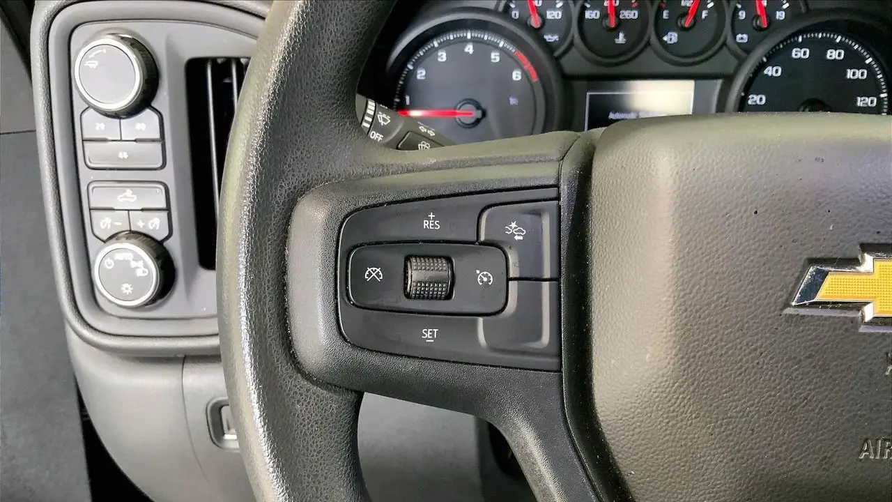 2025 Chevrolet Silverado 2500HD Custom