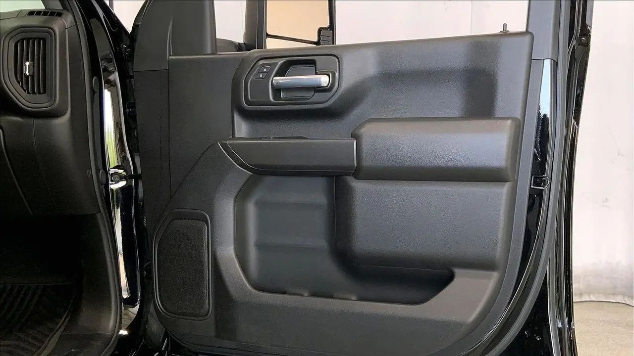 2025 Chevrolet Silverado 2500HD Custom