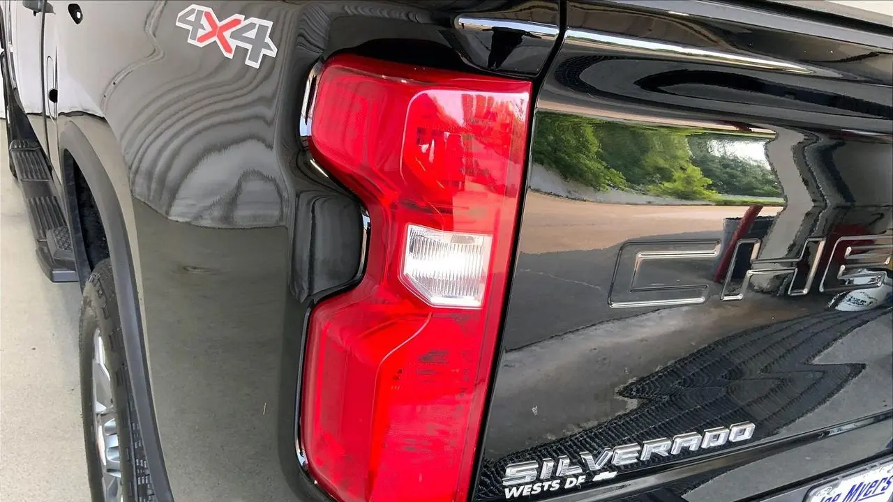 2025 Chevrolet Silverado 2500HD Custom