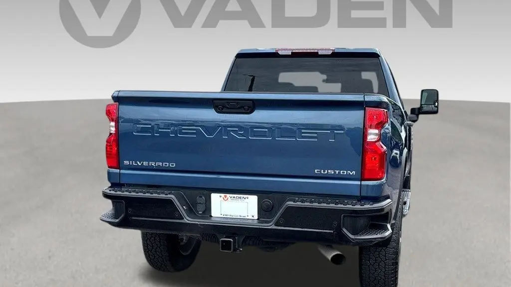 2025 Chevrolet Silverado 2500HD Custom
