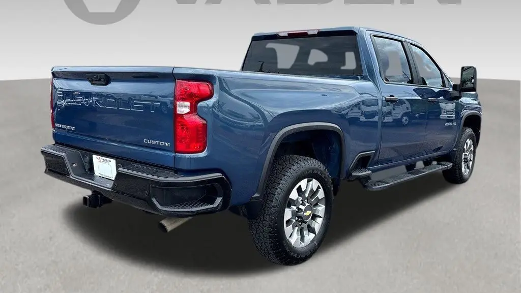 2025 Chevrolet Silverado 2500HD Custom