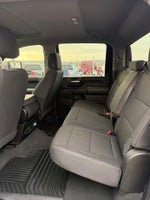 2025 Silverado 2500HD Thumbnail 15