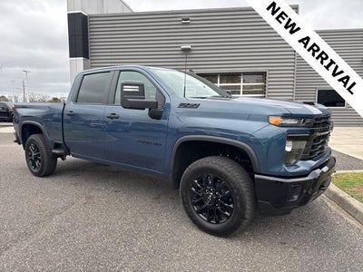 2026 Chevrolet Silverado 2500HD 4X4 Custom 4DR Crew Cab LB