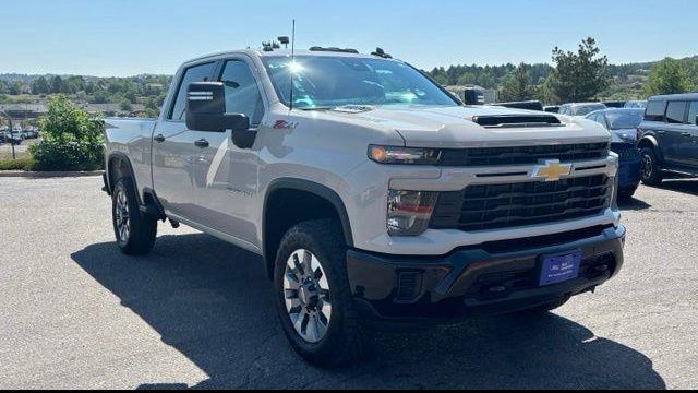 2026 Chevrolet Silverado 2500HD Custom