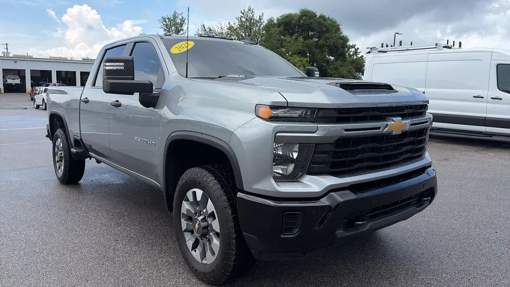 2025 Chevrolet Silverado 2500HD Custom