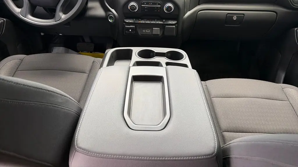 2025 Chevrolet Silverado 2500HD Custom