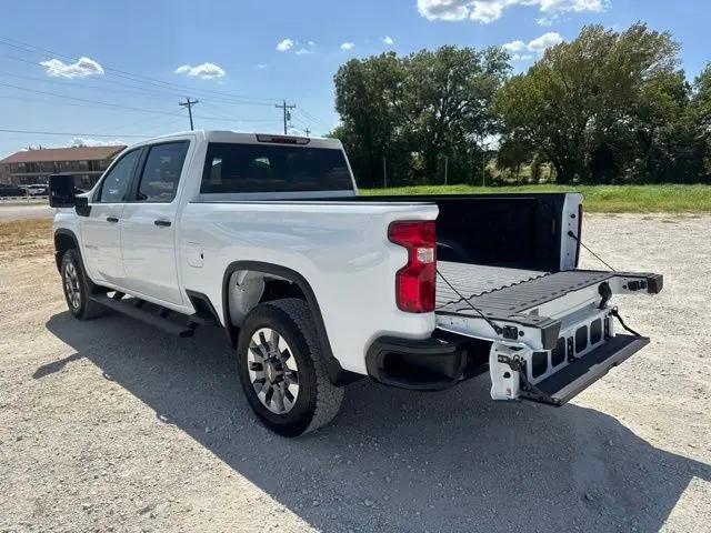 2026 Chevrolet Silverado Hd - $53,700