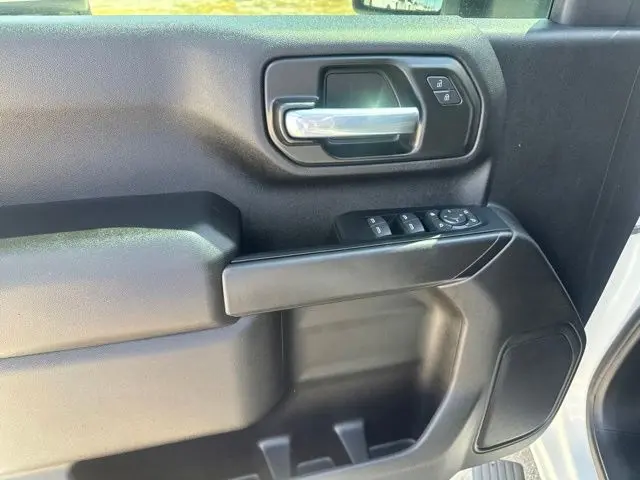 2026 Chevrolet Silverado Hd - $53,700