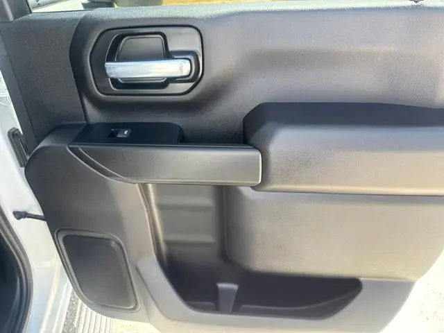 2026 Chevrolet Silverado Hd - $53,700