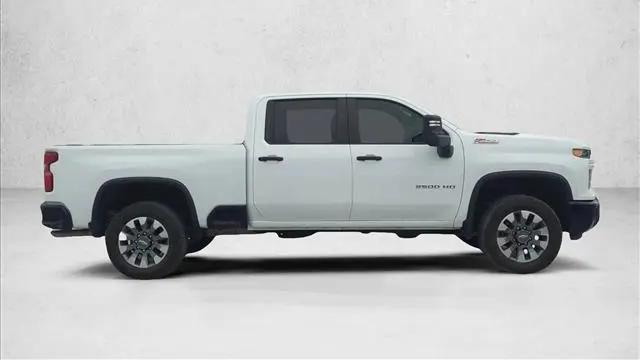 2025 Chevrolet Silverado 2500HD Custom