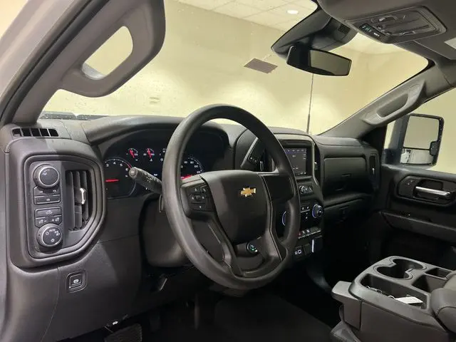 2025 Chevrolet Silverado Hd - $55,115