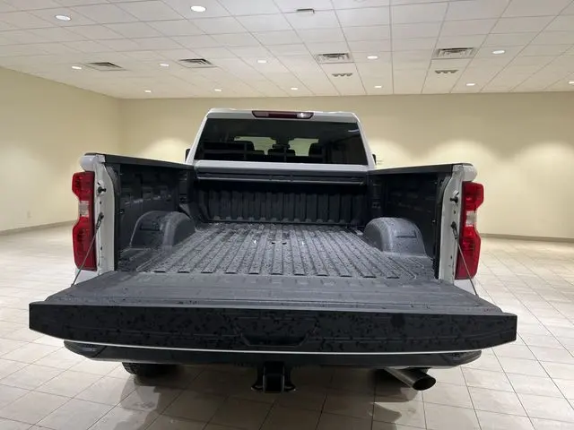 2025 Chevrolet Silverado Hd - $55,115