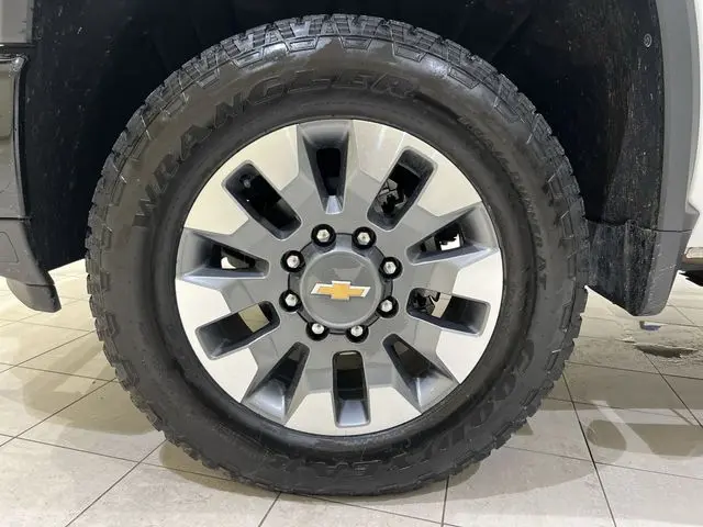 2025 Chevrolet Silverado Hd - $55,115