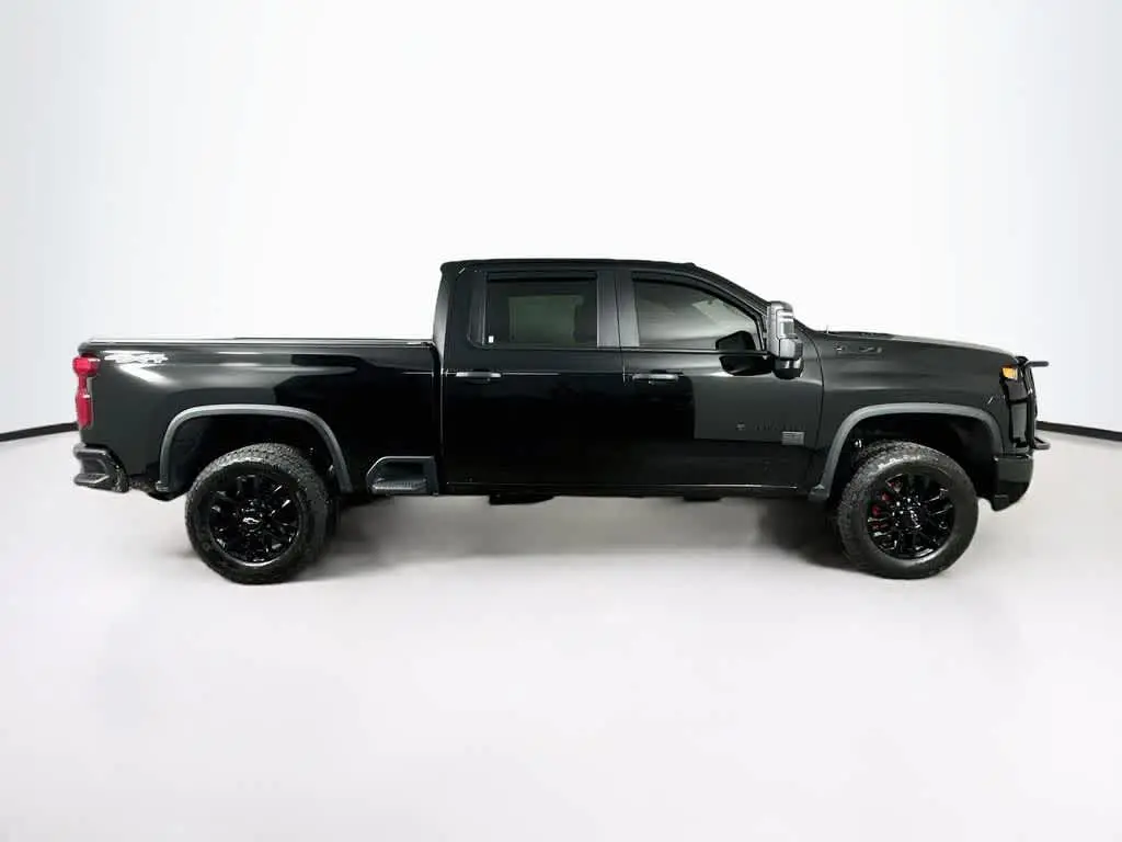 2026 Chevrolet Silverado Hd - $48,690