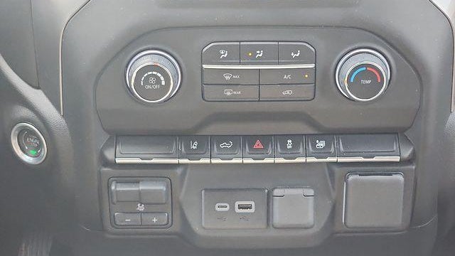 2025 Chevrolet Silverado 2500HD Custom