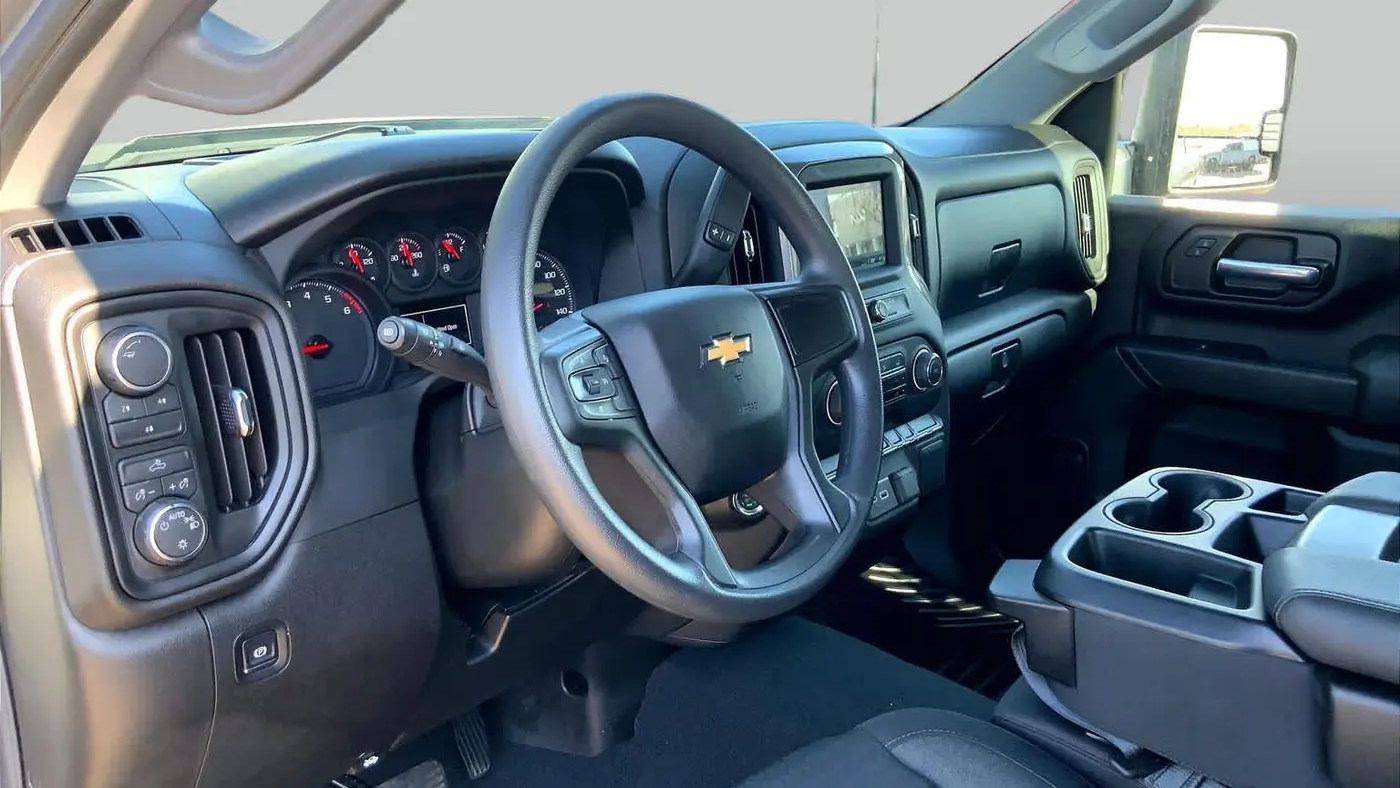 2026 Chevrolet Silverado 2500HD Custom